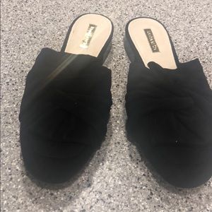LOUISE ET CIE VELVET SHOES